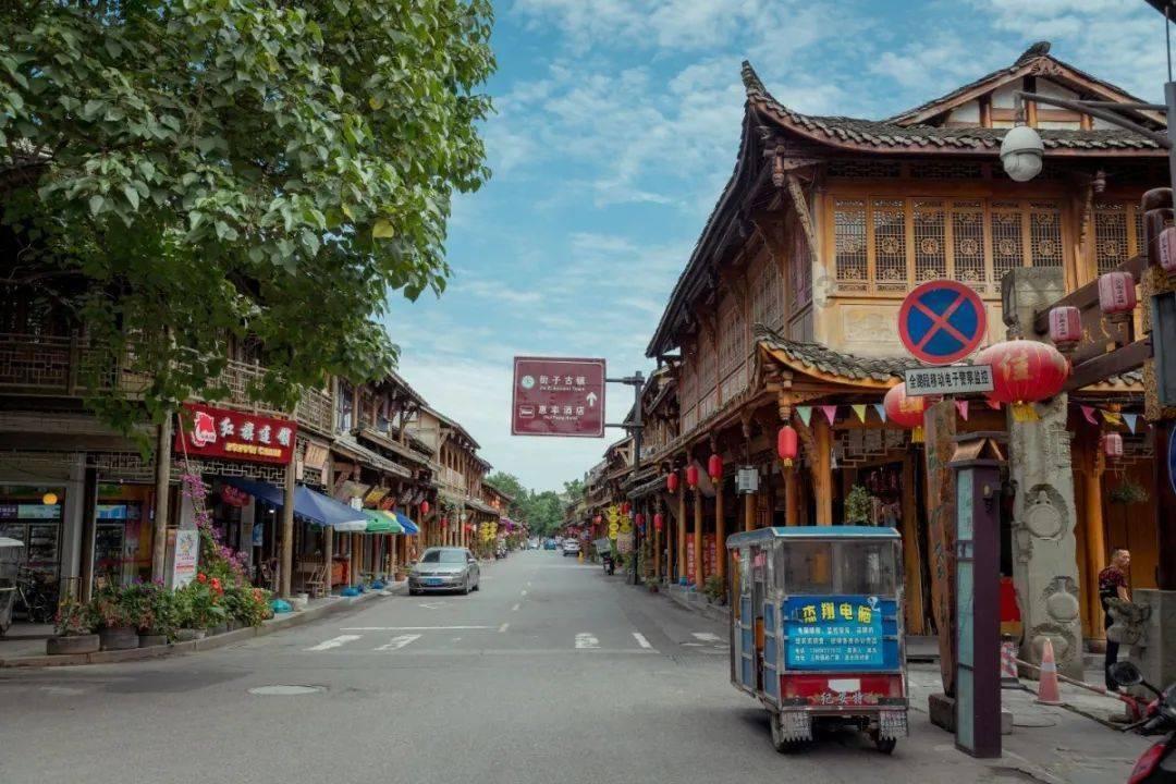 天相投顾盘点主动权益基金2023四季报:业绩整体表现改善 前十大重仓股曝光(附表)